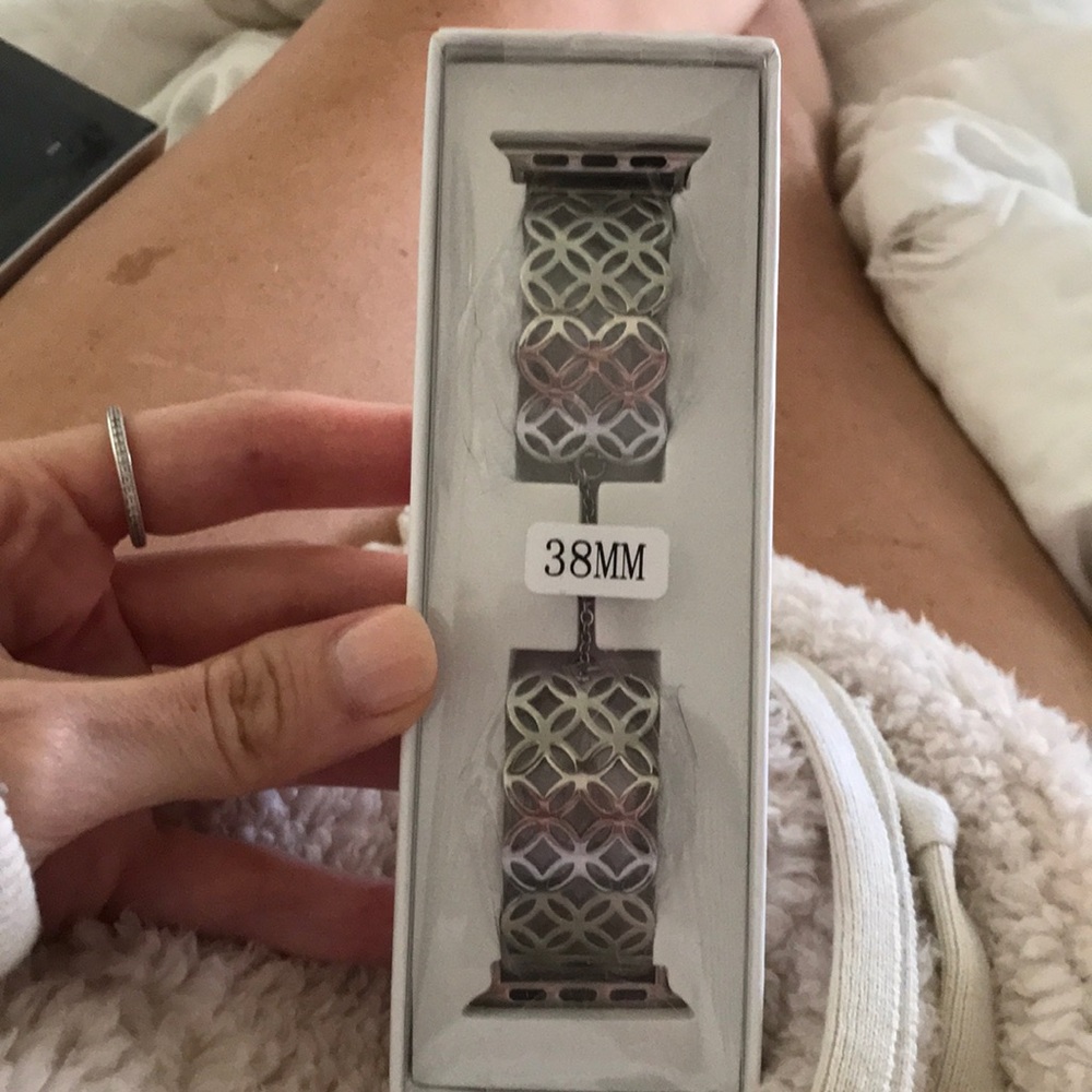 Brand New Silver Apple Watch Jewelry Band 38mm